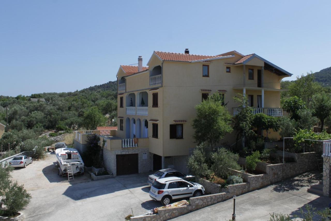 With A Parking Space Sali, Dugi Otok - 8152 * Sali