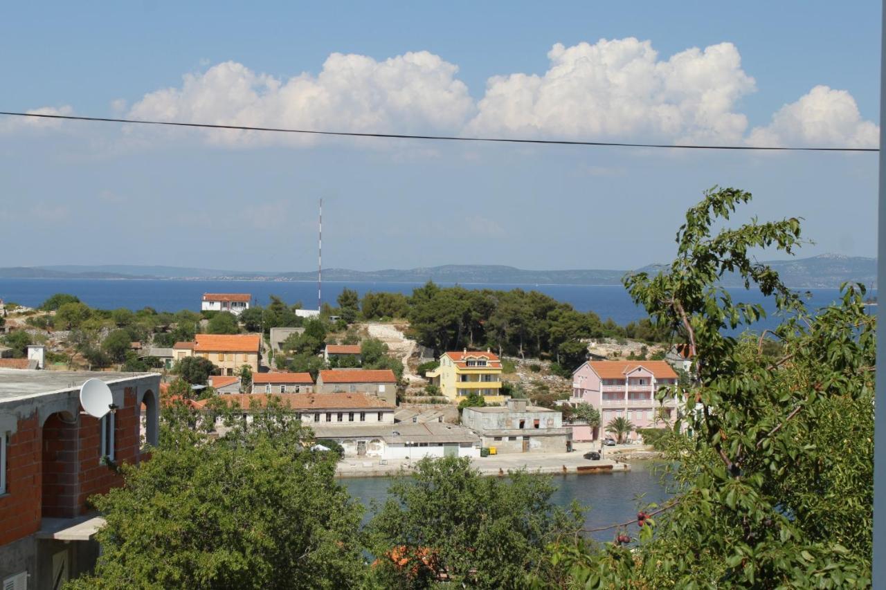 With A Parking Space Sali, Dugi Otok - 8152 Apartment