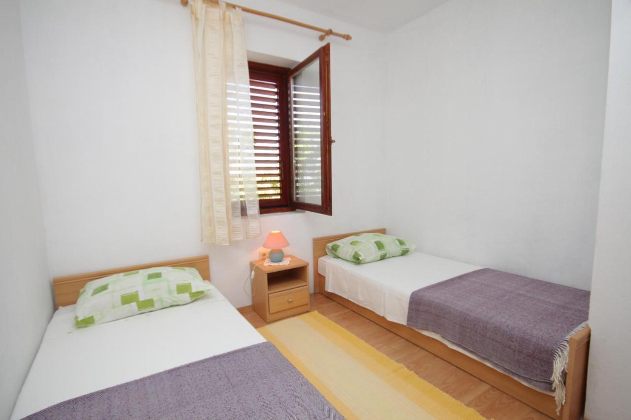 With A Parking Space Sali, Dugi Otok - 8152 Apartment *