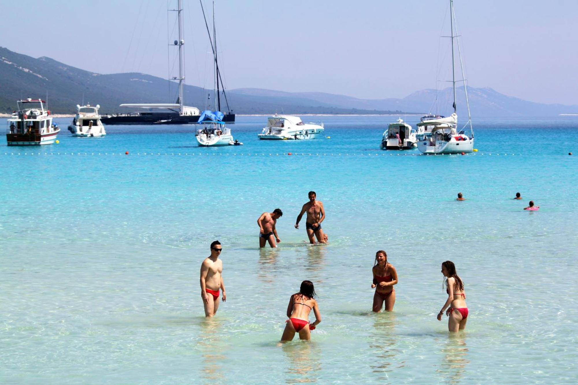 With A Parking Space Sali, Dugi Otok - 8152 Apartment *